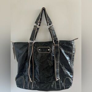Shiraleah Black Patent Tote Bag. NWOT. Lots of room for every day or travel. VTG